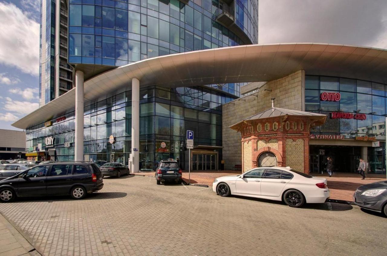 Helios Luxury Apartment In Vilnius Skyscraper Eksteriør billede